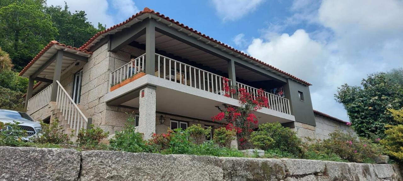Casas Da Tapada Briteiros Casa Das Cortes กิมาไรส์ ภายนอก รูปภาพ