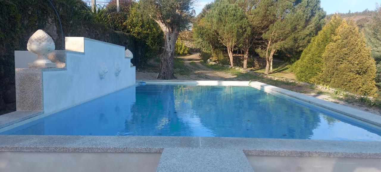Casas Da Tapada Briteiros Casa Das Cortes กิมาไรส์ ภายนอก รูปภาพ